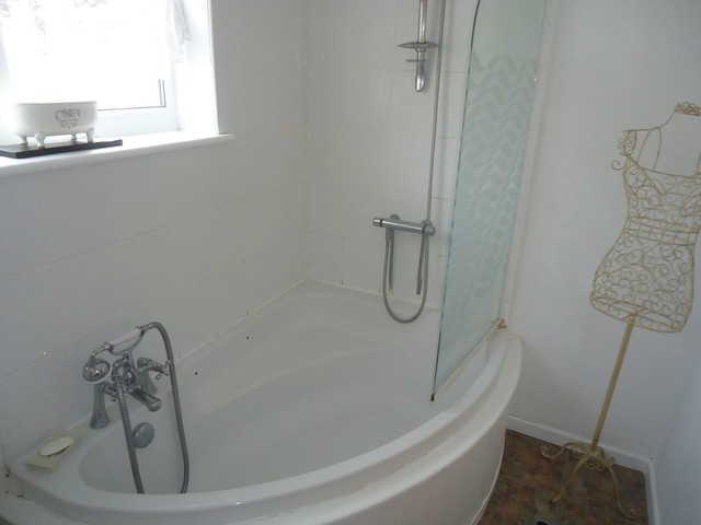  Image of 3 bedroom Semi-Detached house for sale in Weyhill Close Havant PO9 at Weyhill Close Leigh Park Havant, PO9 4PY