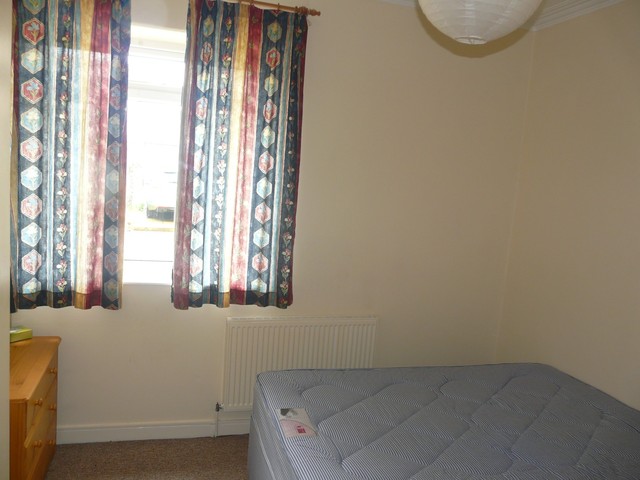  Image of 2 bedroom Ground Flat to rent in Whitchurch Road Heath Cardiff CF14 at Ground Floor  Cardiff, CF14 3JR