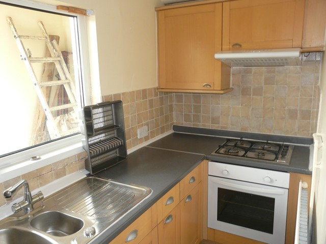  Image of 2 bedroom Ground Flat to rent in Whitchurch Road Heath Cardiff CF14 at Ground Floor  Cardiff, CF14 3JR