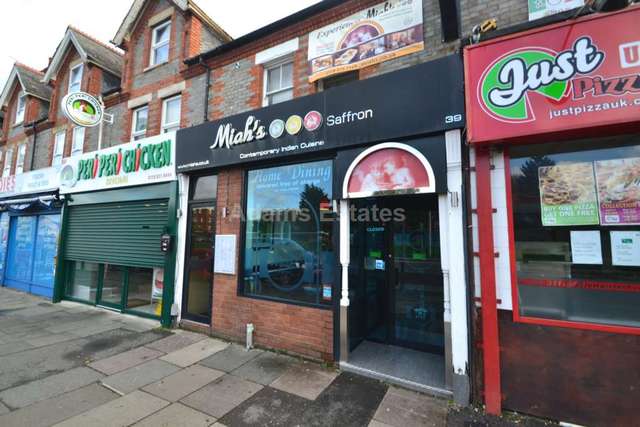  Image of Detached house to rent in Whitley Street Reading RG2 at Whitley Street  Reading, RG2 0EG