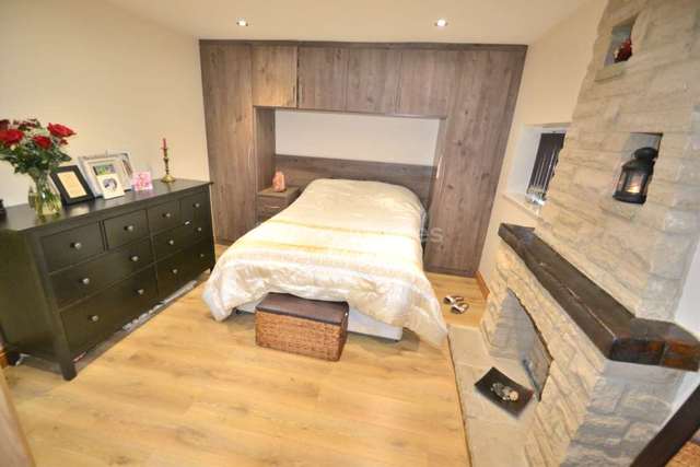  Image of 1 bedroom Apartment to rent in Whitley Wood Lane Reading RG2 at Whitley Wood Lane Whitley Reading, RG2 8PS
