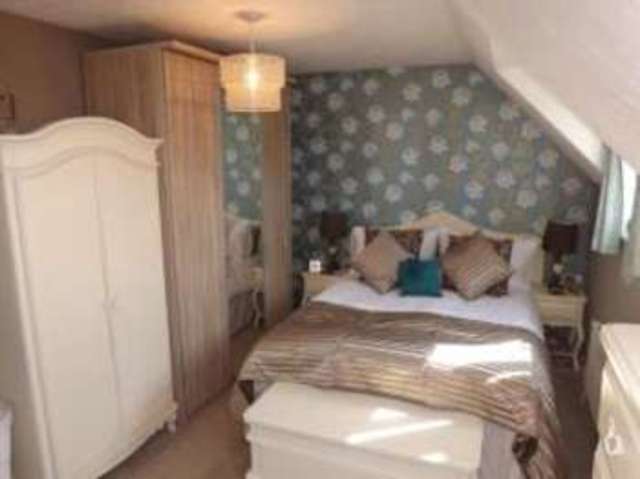  Image of 2 bedroom Semi-Detached house for sale in Woodberry Road Wickford SS11 at Wickford Essex Shotgate, SS11 8XQ