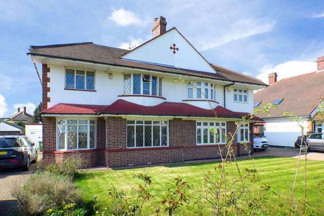  Image of 4 bedroom Semi-Detached house for sale in Willersley Avenue Sidcup DA15 at Willersley Avenue  Sidcup, DA15 9EJ
