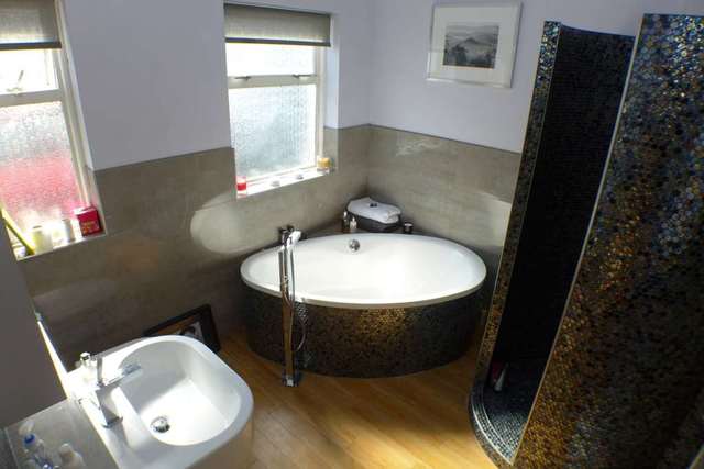  Image of 4 bedroom Semi-Detached house for sale in Willersley Avenue Sidcup DA15 at Willersley Avenue  Sidcup, DA15 9EJ