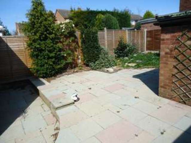  Image of 2 bedroom Semi-Detached house to rent in Willow Close Hagley Stourbridge DY9 at Willow Close Hagley Stourbridge, DY9 0LU
