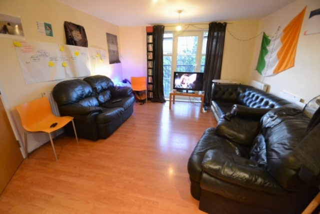  Image of 2 bedroom Apartment for sale in Wilmslow Road Didsbury Manchester M20 at WELLINGTON HOUSE, WILMSLOW ROAD WITHINGTON . M20 3LU MANCHESTER, M20 3LU