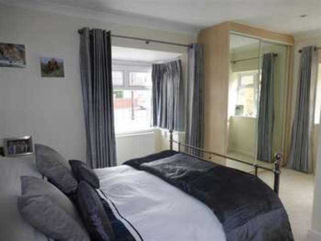  Image of 4 bedroom Bungalow for sale in Wilson Avenue Rochester ME1 at Rochester Kent Rochester, ME1 2RL