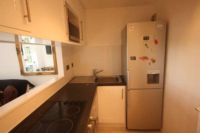  Image of 2 bedroom Maisonette to rent in Windmill Rise Kingston upon Thames KT2 at Surrey  Kingston Upon Thames, KT2 7TU