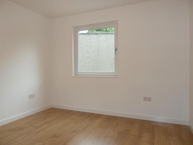  Image of 2 bedroom Flat to rent in Windsor Place Aberdeen AB10 at City Centre Aberdeen Aberdeen, AB10 1UW