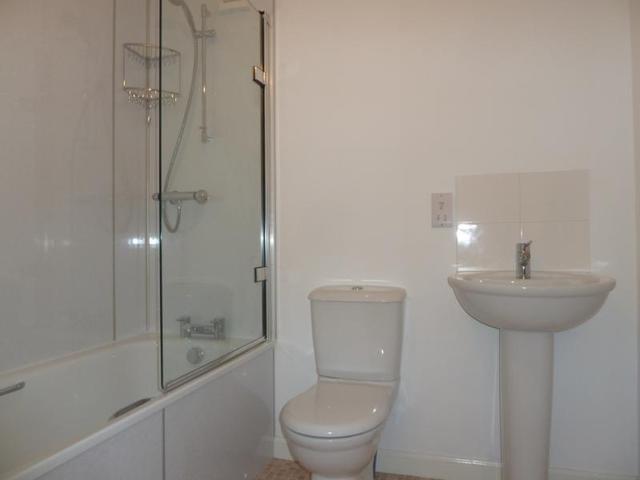  Image of 2 bedroom Flat to rent in Windsor Place Aberdeen AB10 at City Centre Aberdeen Aberdeen, AB10 1UW