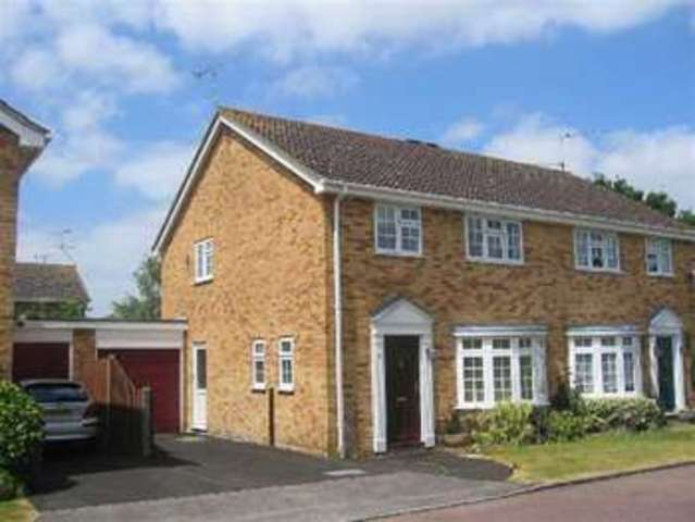  Image of 3 bedroom Detached house to rent in Birchmead Winnersh Wokingham RG41 at Birch Mead Reading Reading, RG41 5TW