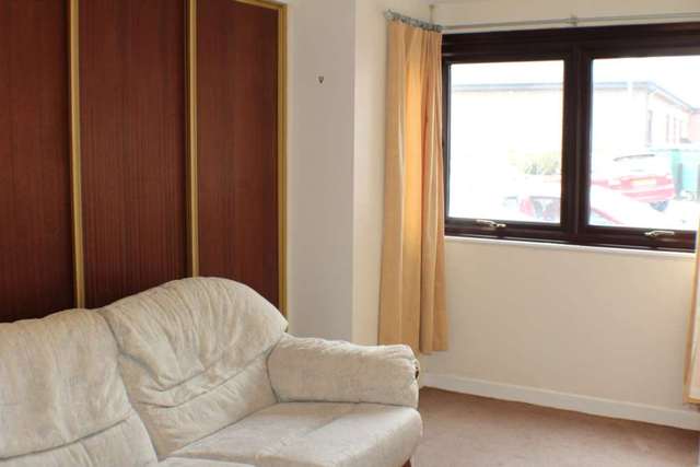  Image of 1 bedroom Flat to rent in Winston Close Woodford Halse Daventry NN11 at Winston Close  Daventry, NN11 3NT