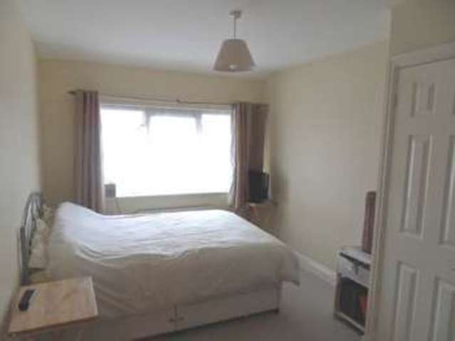  Image of 2 bedroom Flat to rent in Canning Road Wealdstone Harrow HA3 at Canning Road  Harrow, HA3 7SW