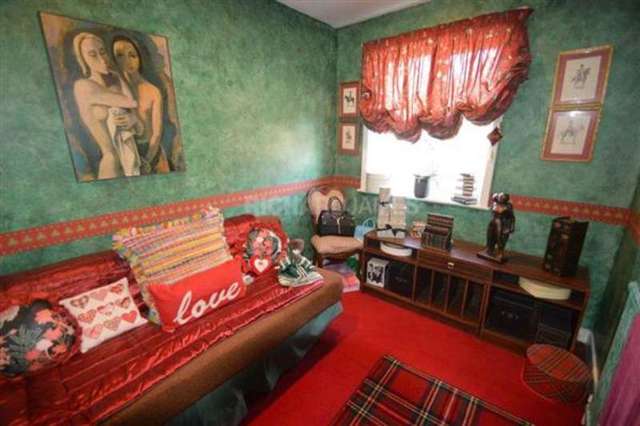  Image of 3 bedroom Detached house for sale in Wolmer Gardens Edgware HA8 at Edgware, HA8 8QE