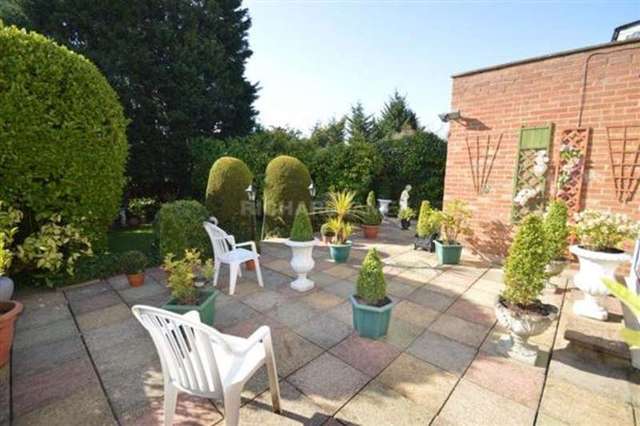  Image of 3 bedroom Detached house for sale in Wolmer Gardens Edgware HA8 at Edgware, HA8 8QE