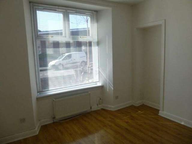  Image of 1 bedroom Apartment to rent in Wood Street Coatbridge ML5 at Wood Street Blairhill Coatbridge, ML5 1LX