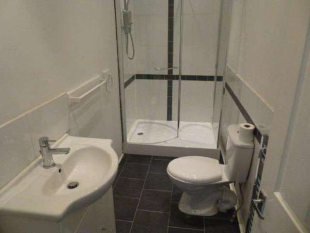  Image of 1 bedroom Apartment to rent in Wood Street Coatbridge ML5 at Wood Street Blairhill Coatbridge, ML5 1LX