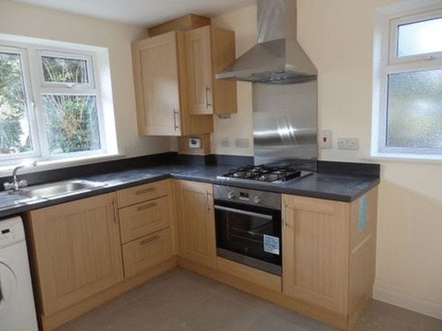  Image of 3 bedroom Terraced house to rent in Woodcote House Court Woodcote Green Road Epsom KT18 at Woodcote House Court Woodcote Green Road Epsom, KT18 7DG