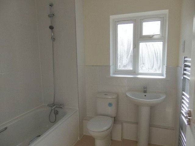  Image of 3 bedroom Terraced house to rent in Woodcote House Court Woodcote Green Road Epsom KT18 at Woodcote House Court Woodcote Green Road Epsom, KT18 7DG