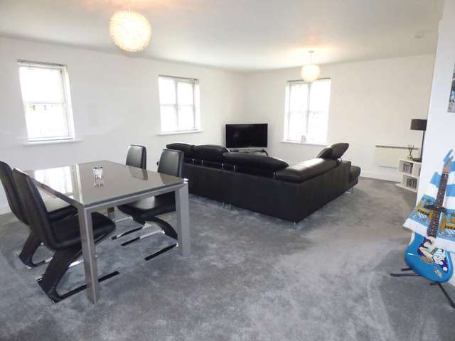  Image of 2 bedroom Apartment for sale in Woodlands View Lytham St. Annes FY8 at Woodlands View, Woodlands Road Ansdell Lytham St Annes, FY8 4EF