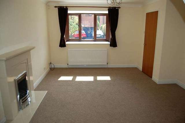  Image of 3 bedroom Detached house to rent in Woodmoor Rise Crigglestone Wakefield WF4 at Crigglestone Wakefield, WF4 3NT