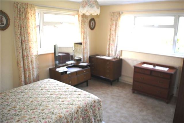  Image of 2 bedroom Detached house for sale in Wychurst Gardens Bexhill-on-Sea TN40 at East Sussex, TN40 2EP