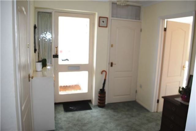  Image of 2 bedroom Detached house for sale in Wychurst Gardens Bexhill-on-Sea TN40 at East Sussex, TN40 2EP