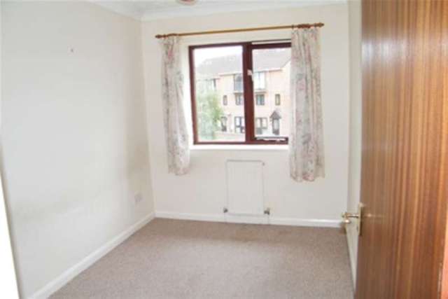  Image of 2 bedroom Flat to rent in St. Leonards Court Beer Street Yeovil BA20 at Yeovil, BA20 2AX