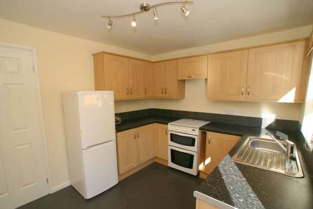  Image of 3 bedroom End of Terrace to rent in Yewdale Gardens Plymouth PL6 at Yewdale Gardens Estover Plymouth, PL6 8TJ