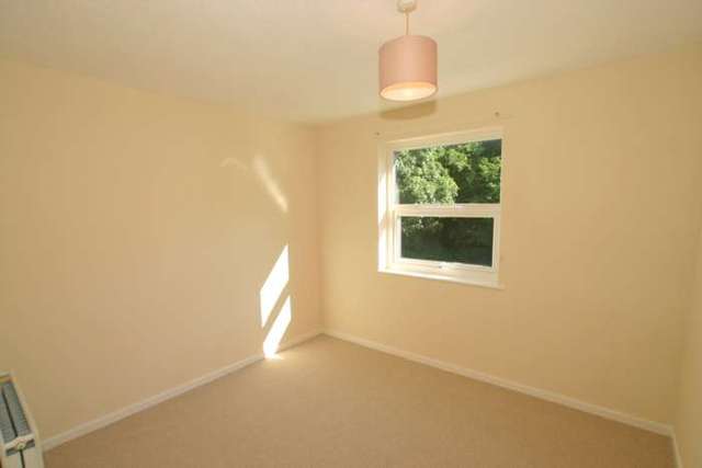  Image of 3 bedroom End of Terrace to rent in Yewdale Gardens Plymouth PL6 at Yewdale Gardens Estover Plymouth, PL6 8TJ