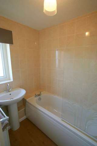  Image of 3 bedroom End of Terrace to rent in Yewdale Gardens Plymouth PL6 at Yewdale Gardens Estover Plymouth, PL6 8TJ