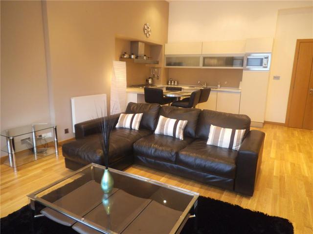  Image of 2 bedroom Flat to rent in York Street Glasgow G2 at City Centre Glasgow Glasgow, G2 8JX