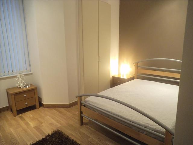  Image of 2 bedroom Flat to rent in York Street Glasgow G2 at City Centre Glasgow Glasgow, G2 8JX