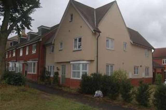  Image of Semi-Detached house to rent in Ypres Road Colchester CO2 at Ypres Road  Colchester, CO2 7UW