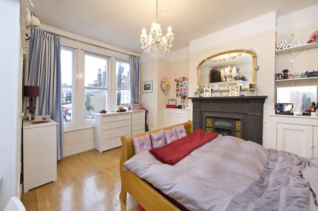  Image of 2 bedroom Flat to rent in Yukon Road London SW12 at Yukon Road  London, SW12 9PU