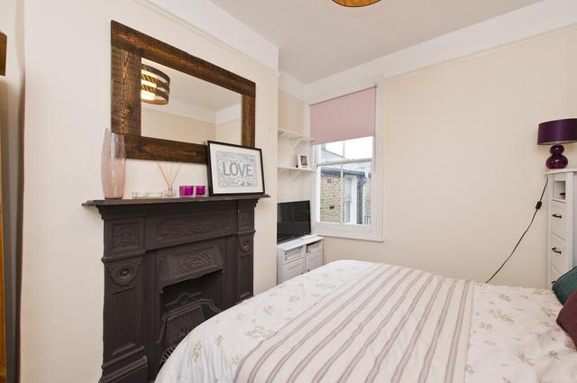  Image of 2 bedroom Flat to rent in Yukon Road London SW12 at Yukon Road  London, SW12 9PU