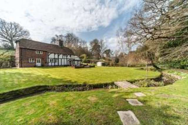  Image of 4 bedroom Property for sale in Hatmill Lane Brenchley Tonbridge TN12 at Hatmill Lane  Brenchley, TN12 7AE