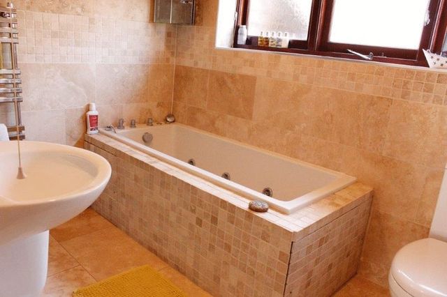  Image of 4 bedroom Detached house for sale in Sturges Road Bognor Regis PO21 at Sturges Road  Bognor Regis, PO21 2AH
