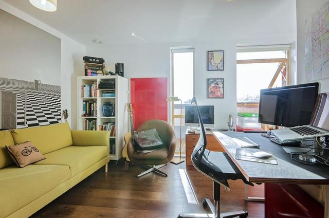  Image of 2 bedroom Apartment to rent in Lloyds Row London EC1R at London, EC1R 4AD