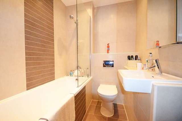  Image of 12 bedroom Flat for sale in Hatchet Lane Winkfield Windsor SL4 at Hatchet Lane  Winkfield, SL4 2BW