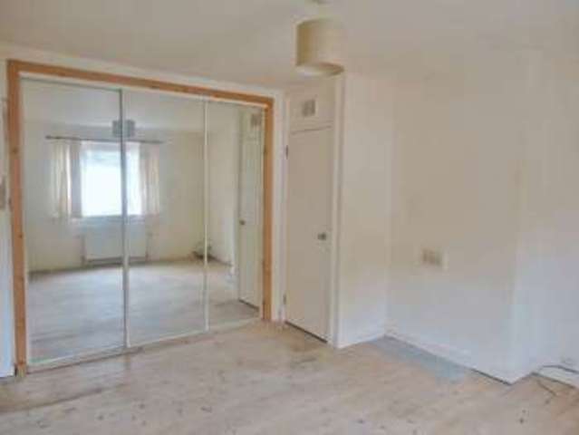  Image of 3 bedroom Terraced house for sale in Braehead Alva FK12 at Braehead  Alva, FK12 5JR
