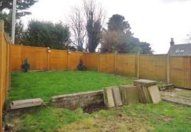  Image of 3 bedroom Terraced house for sale in Braehead Alva FK12 at Braehead  Alva, FK12 5JR