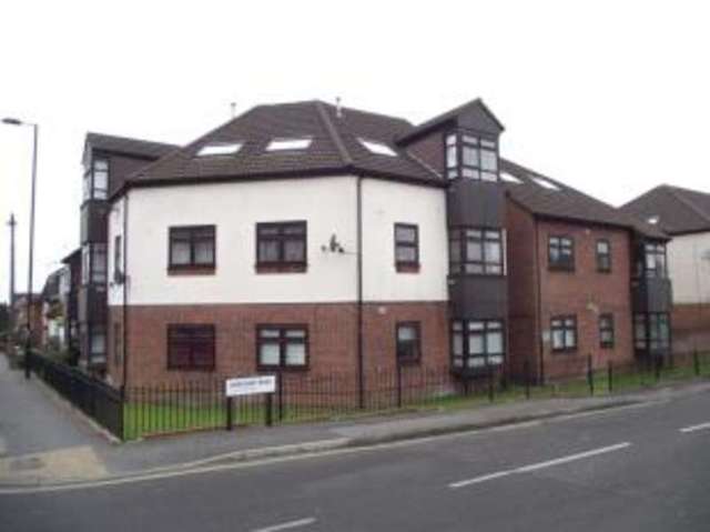  Image of 1 bedroom Flat for sale in Bullar Road Southampton SO18 at 19-21 Bullar Road Southampton Bitterne, SO18 1GT