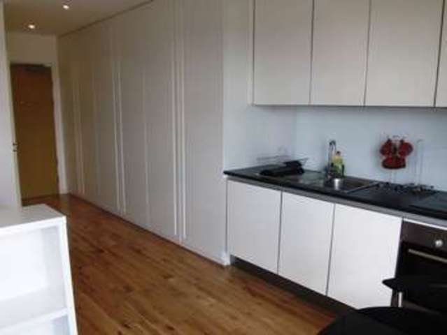  Image of Flat to rent in Wharfside Street Birmingham B1 at 197 Wharfside Street City Centre Birmingham, B1 1PP