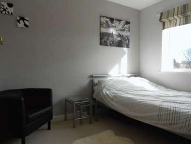  Image of 2 bedroom Flat to rent in Merstone Close Bilston WV14 at Bilston, WV14 0LR