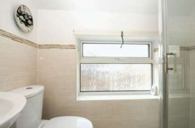  Image of 2 bedroom Mews for sale in Sunnyside Swan Street Kingsclere Newbury RG20 at Swan Street Kingsclere Newbury, RG20 5PW