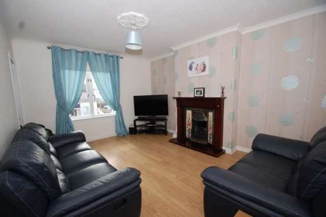  Image of 2 bedroom Flat for sale in Ashdale Drive Glasgow G52 at 234 Ashdale Drive  Glasgow, G52 1PU