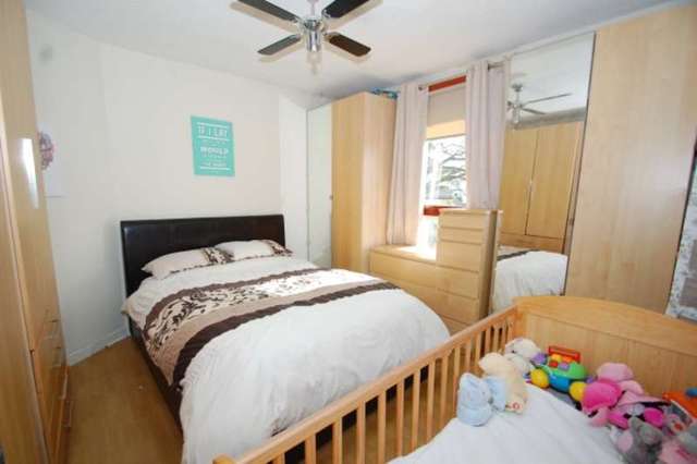  Image of 2 bedroom Flat for sale in Ashdale Drive Glasgow G52 at 234 Ashdale Drive  Glasgow, G52 1PU