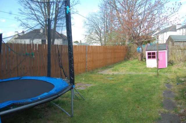  Image of 2 bedroom Flat for sale in Ashdale Drive Glasgow G52 at 234 Ashdale Drive  Glasgow, G52 1PU
