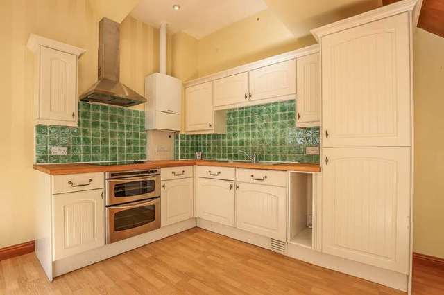  Image of 2 bedroom Cottage for sale in Stricklandgate Kendal LA9 at Kendal Cumbria, LA9 4RA